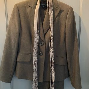 Kasper Women’s Brown Pants and Blazer Suit Set NWT